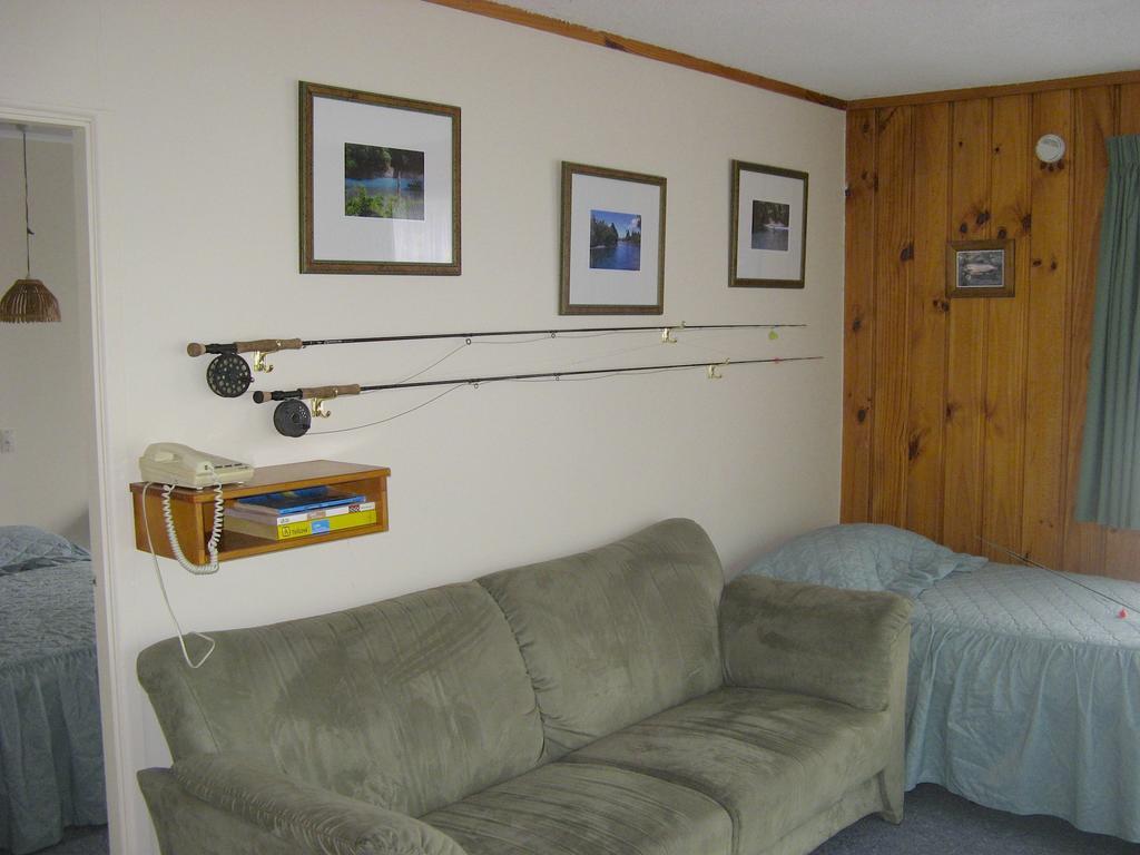 Tongariro River Motel Turangi Habitación foto