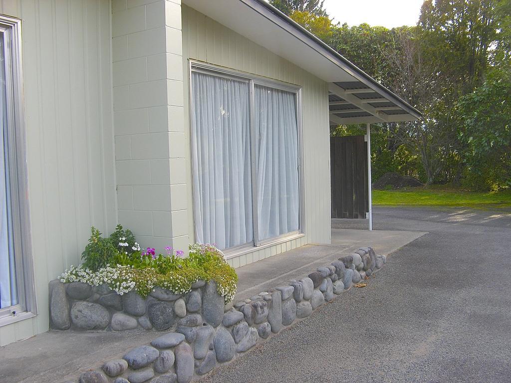 Tongariro River Motel Turangi Habitación foto