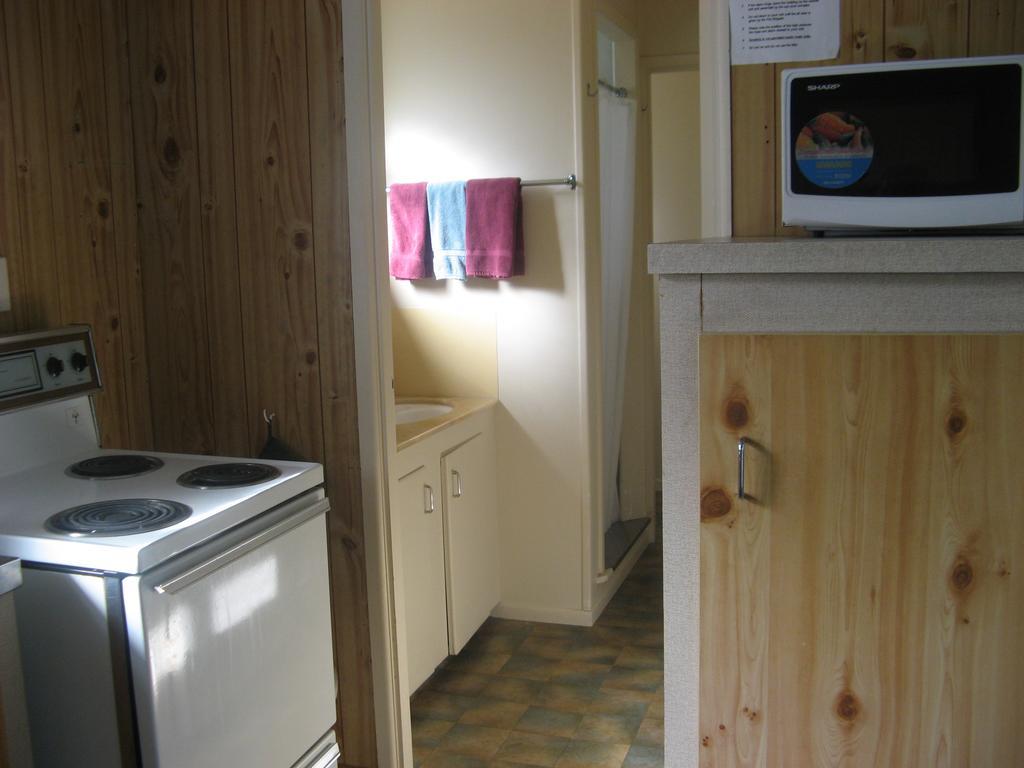 Tongariro River Motel Turangi Habitación foto