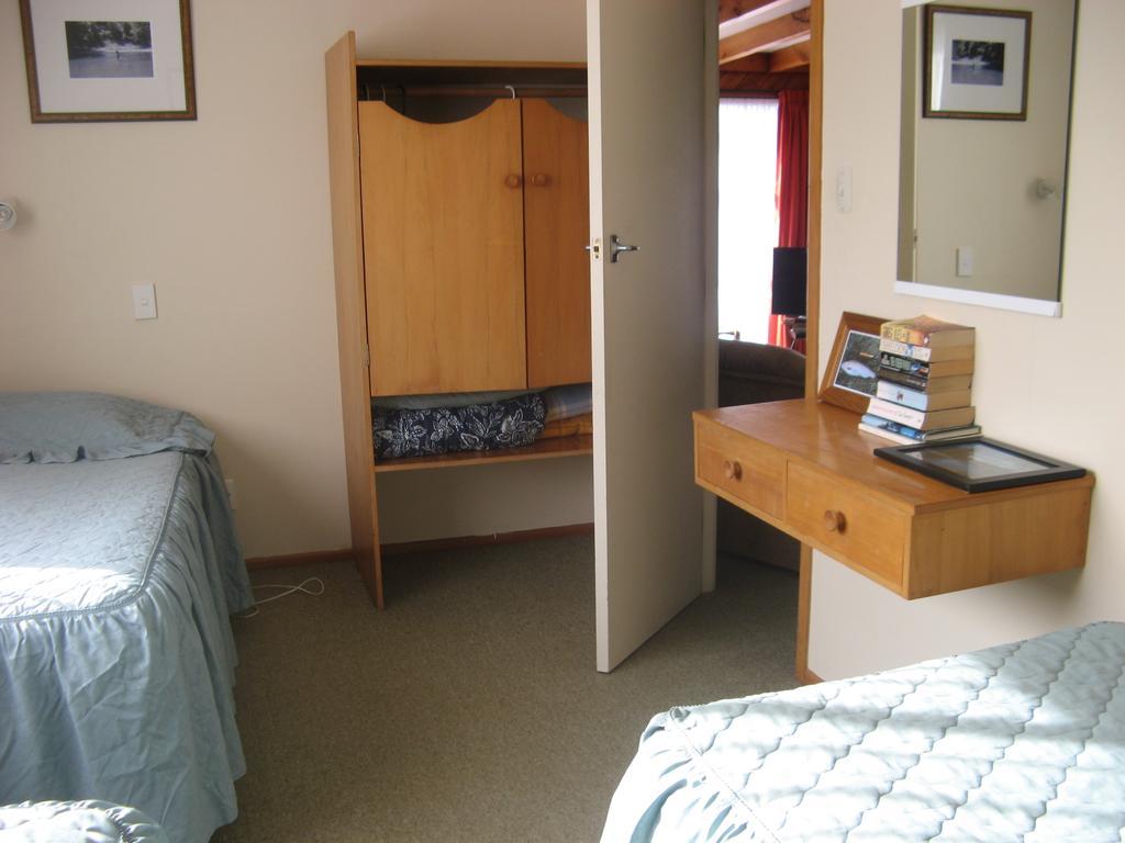 Tongariro River Motel Turangi Habitación foto